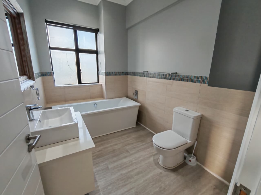 4 Bedroom Property for Sale in Oubaai Western Cape